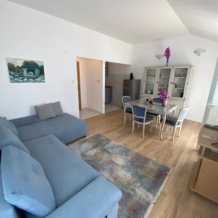 Dubravka 3 アパート オレビック